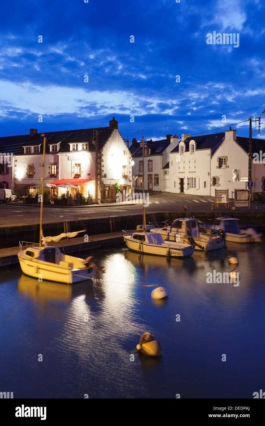 Il vecchio porto di pesca, Port Haliguen, Quiberon, Cote de Morbihan, in Bretagna, in Francia, in Europa Foto Stock
