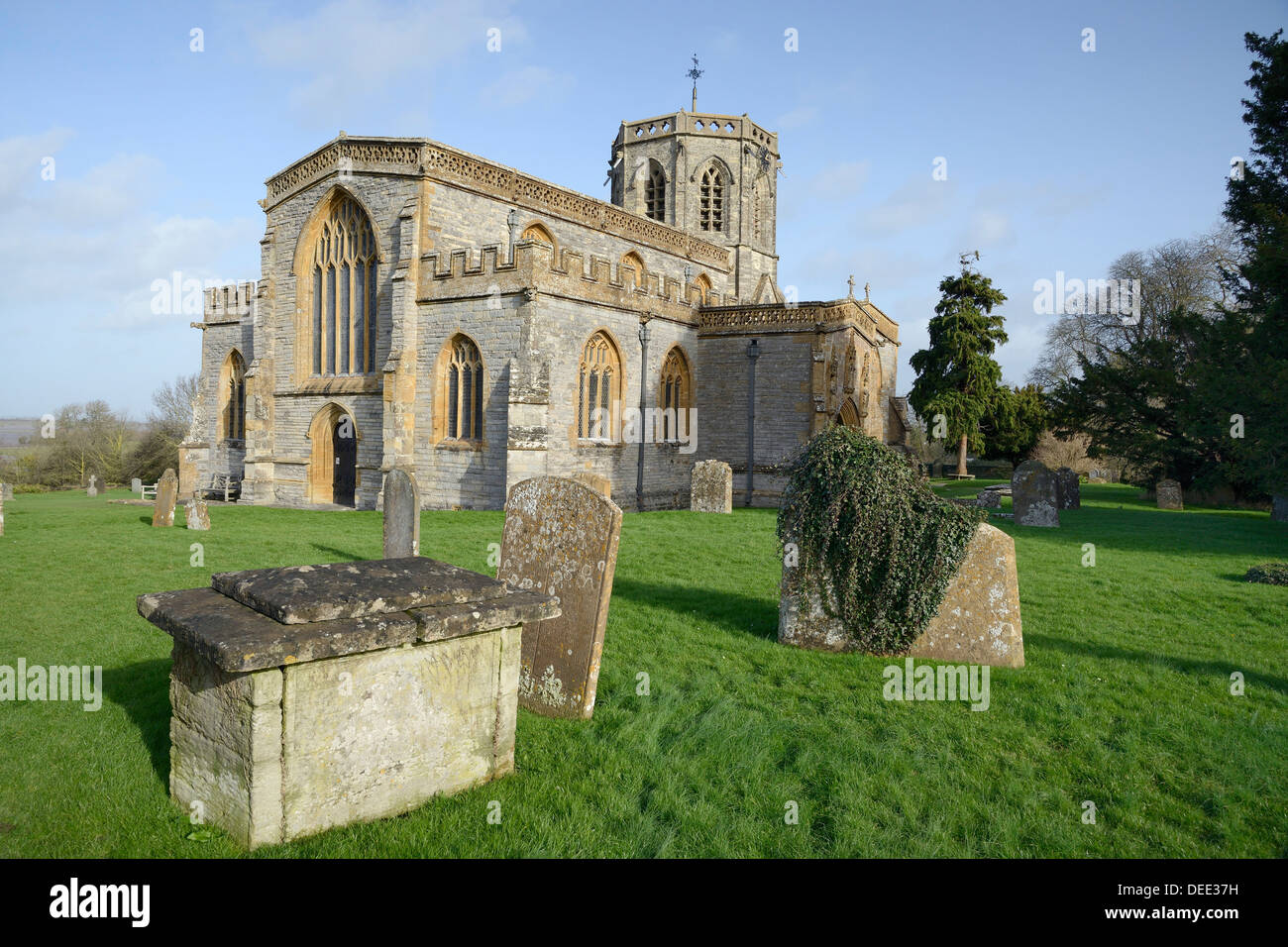 Chiesa di San Pietro e San Paolo, a nord di Curry, Somerset e brughiere, Somerset, Inghilterra, Regno Unito Foto Stock