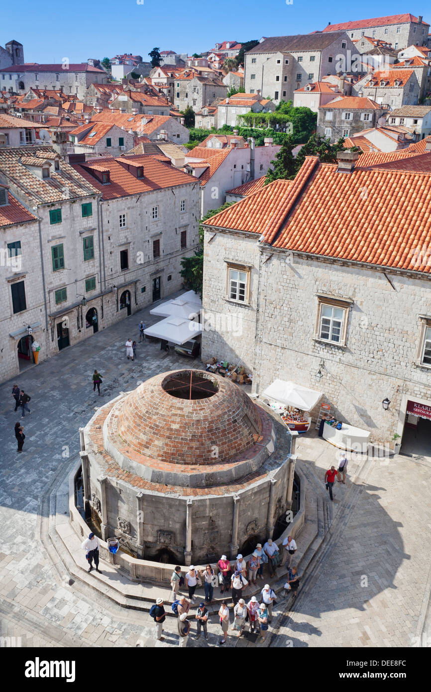 Onofrio fontana, Città Vecchia, sito Patrimonio Mondiale dell'UNESCO, Dubrovnik, Dalmazia, Croazia, Europa Foto Stock