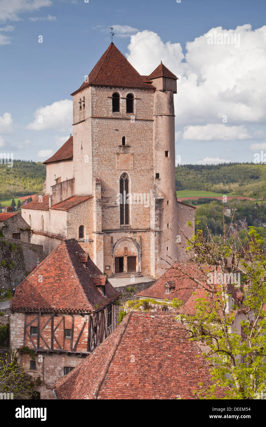Il villaggio di Saint Cirq Lapopie, indicato un villaggio Beaux de France, Lot, Francia, Europa Foto Stock