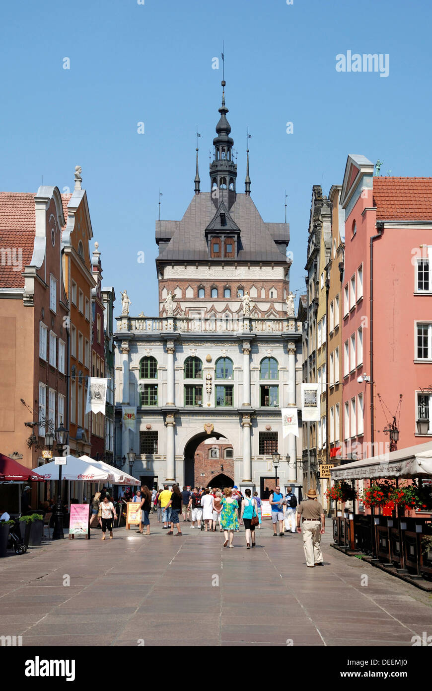 I turisti di fronte al Golden Gate nella lunga strada da Gdansk. Foto Stock