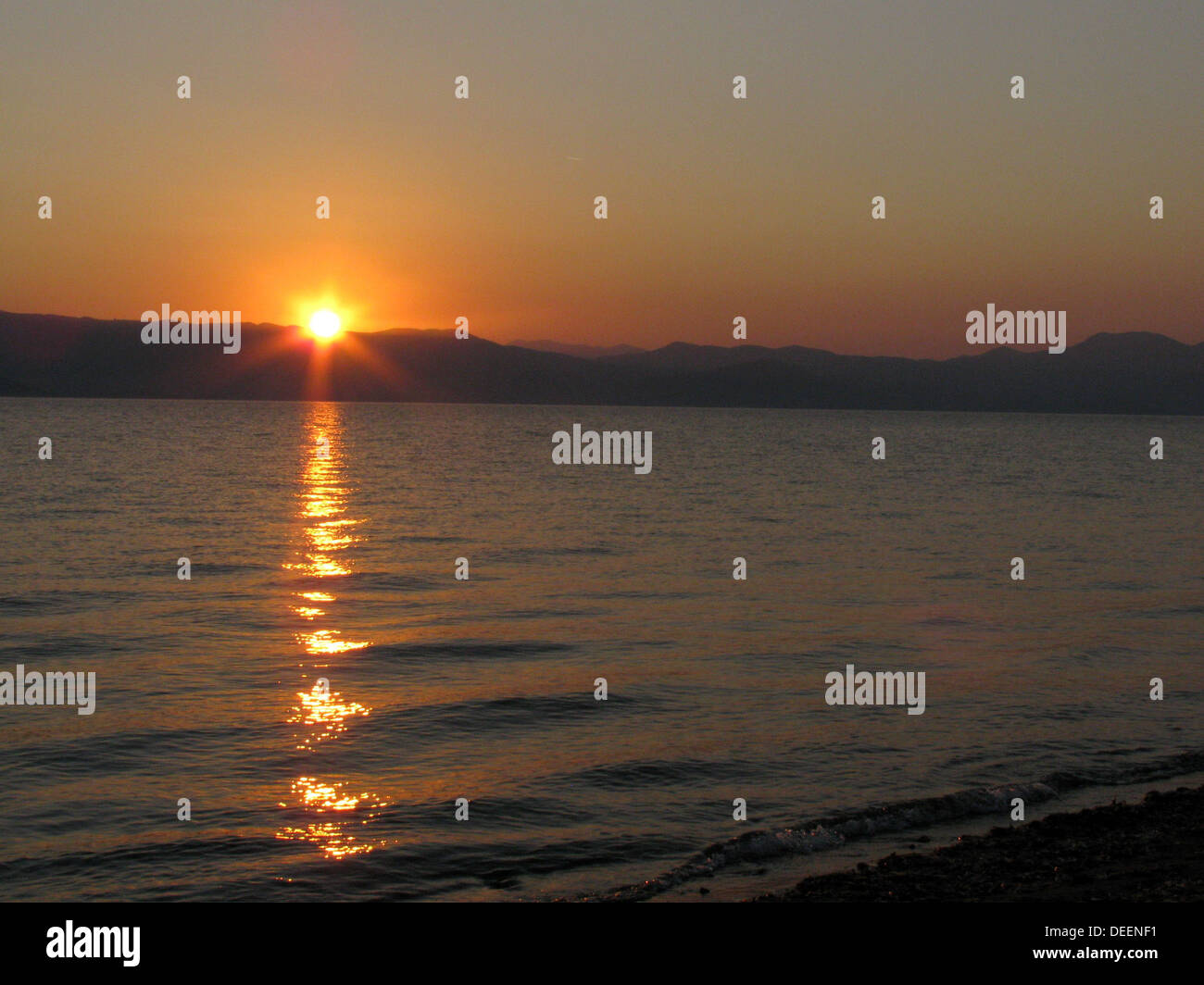 Sunrise sulla Grecia preso dal Kavos Foto Stock