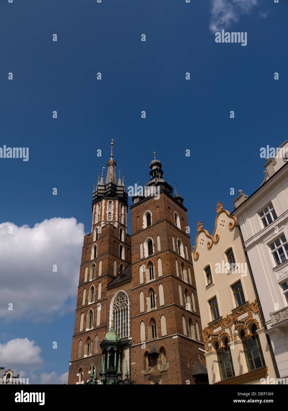 Chiesa di Mariacki o St Marys Chiesa di Cracovia in Polonia Foto Stock