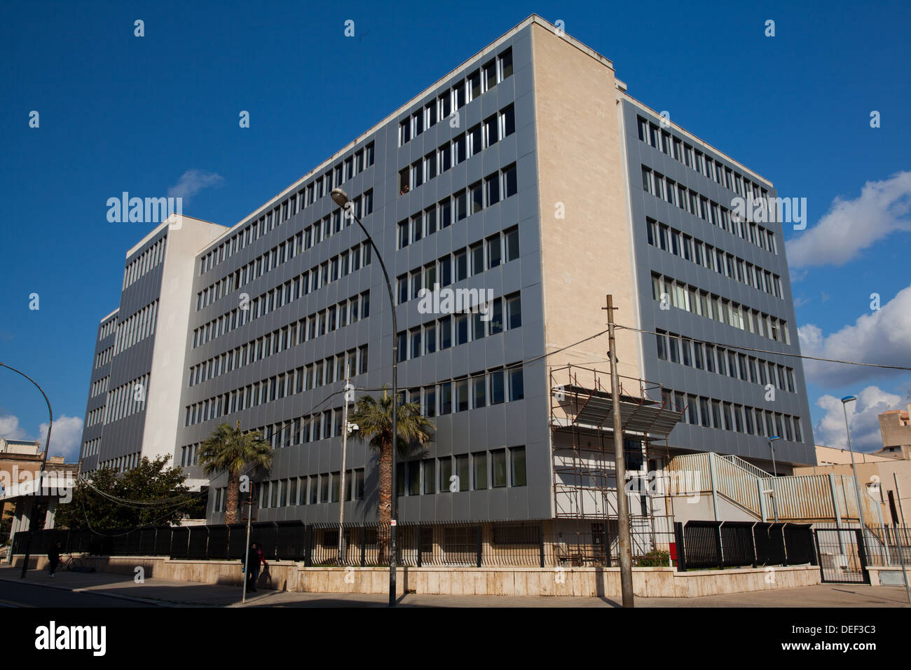 Tribunale di Trapani in Trapani in provincia di Trapani, in Sicilia Foto  stock - Alamy