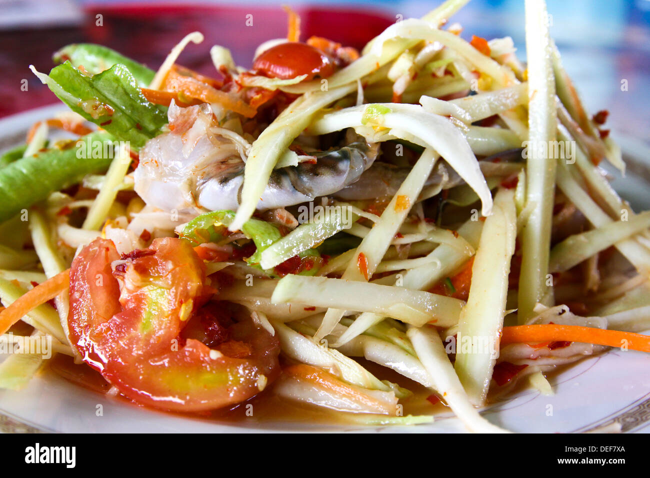 Thai insalata di papaia noto anche come Som Tum dalla Thailandia. Foto Stock