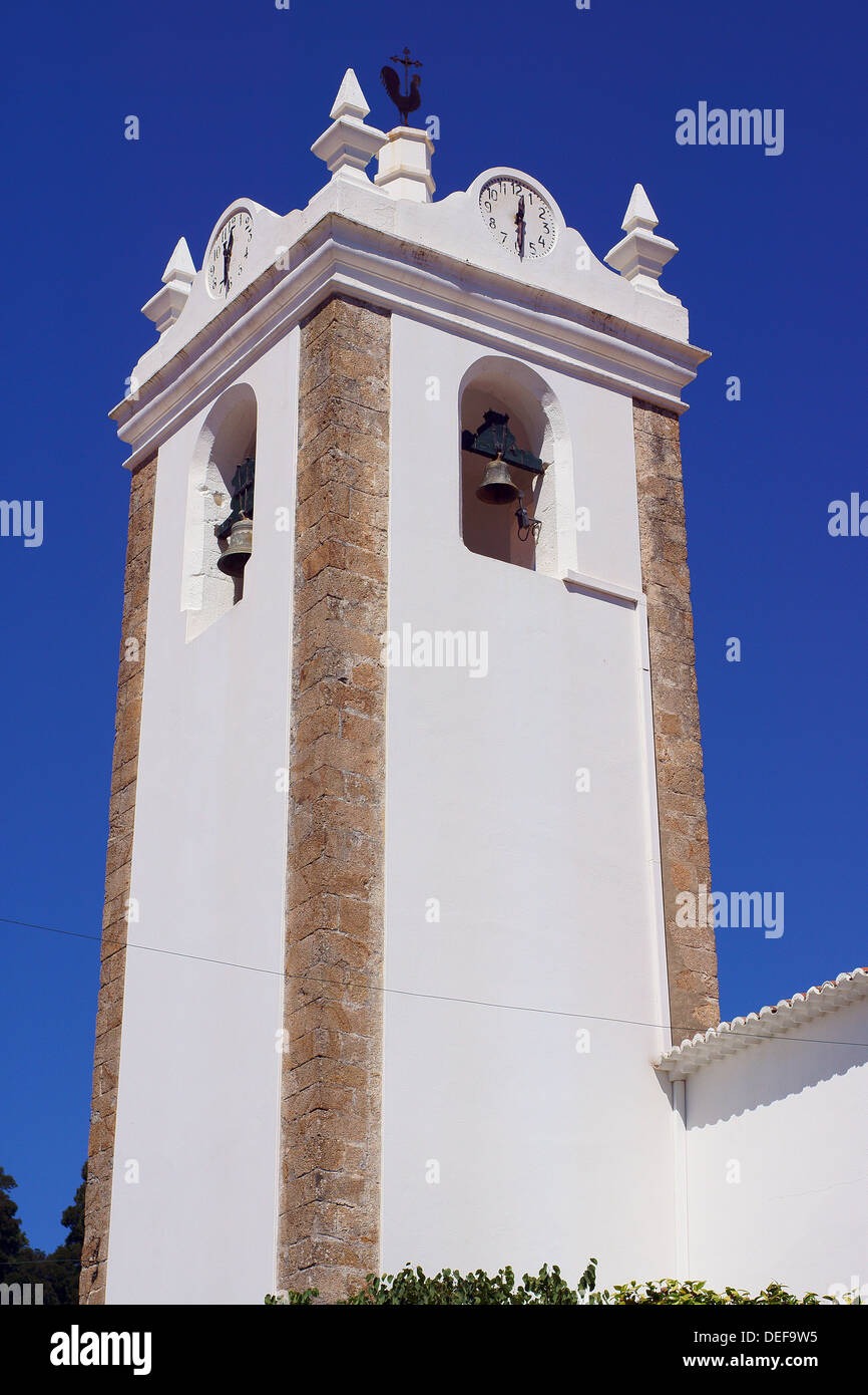 Stile manuelino chiesa torre Alte Algarve Portogallo Foto Stock