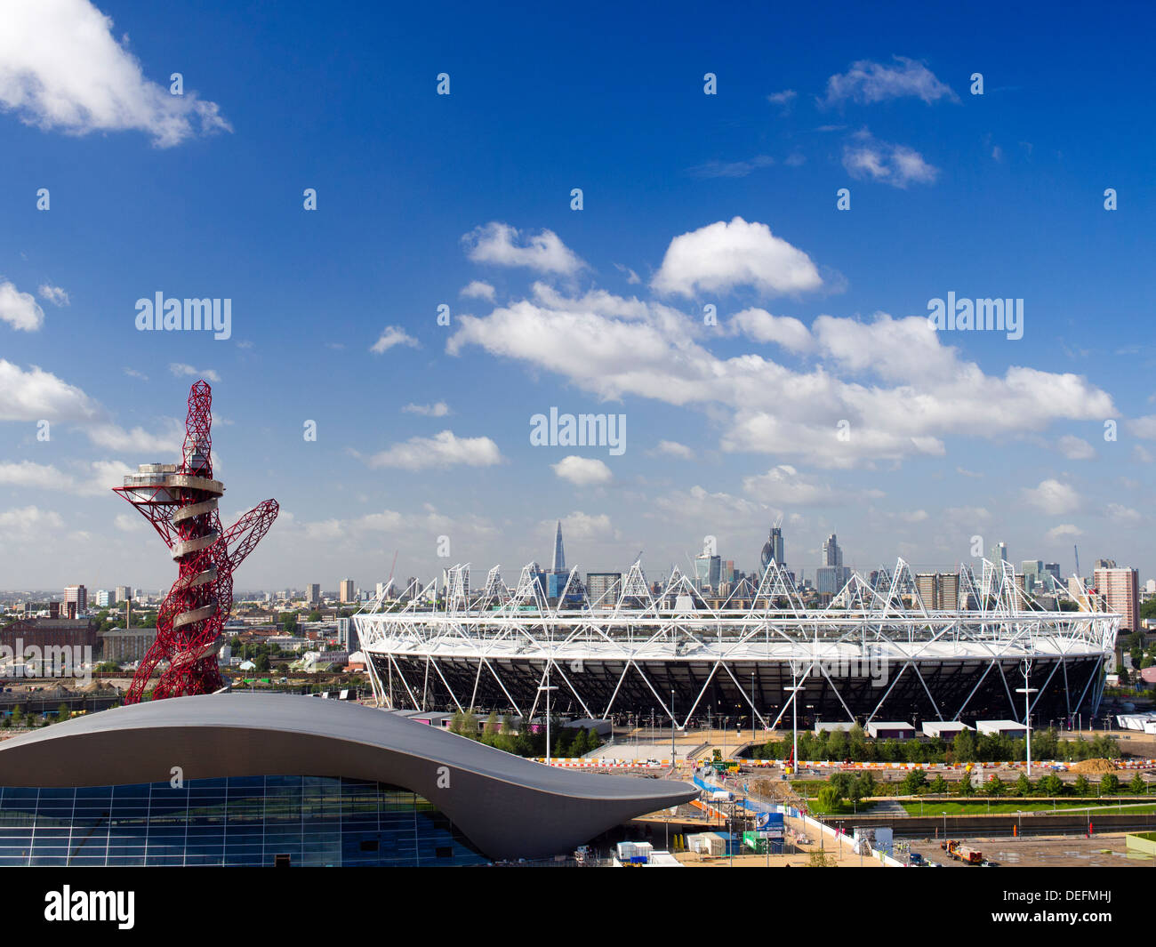 Il Parco Olimpico di Stratford, Londra sotto la riqualificazione in settembre, 2013 7 Foto Stock