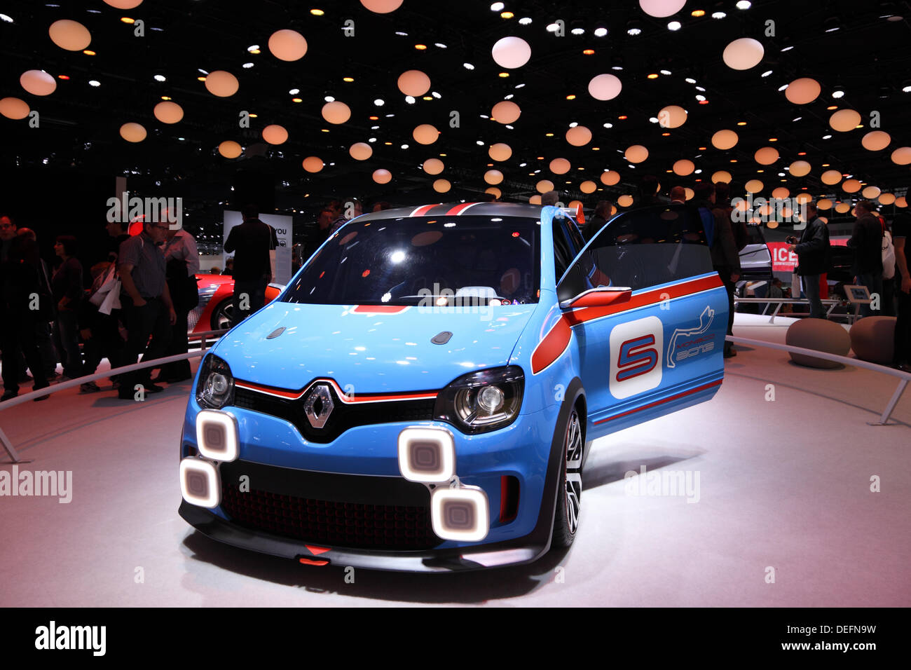 Francoforte, Germania. Xvii Sep, 2013. International Motor Show di Francoforte, Germania. Renault Twinrun al sessantacinquesimo IAA di Francoforte, in Germania il 17 settembre 2013 © philipus/Alamy Live News Foto Stock