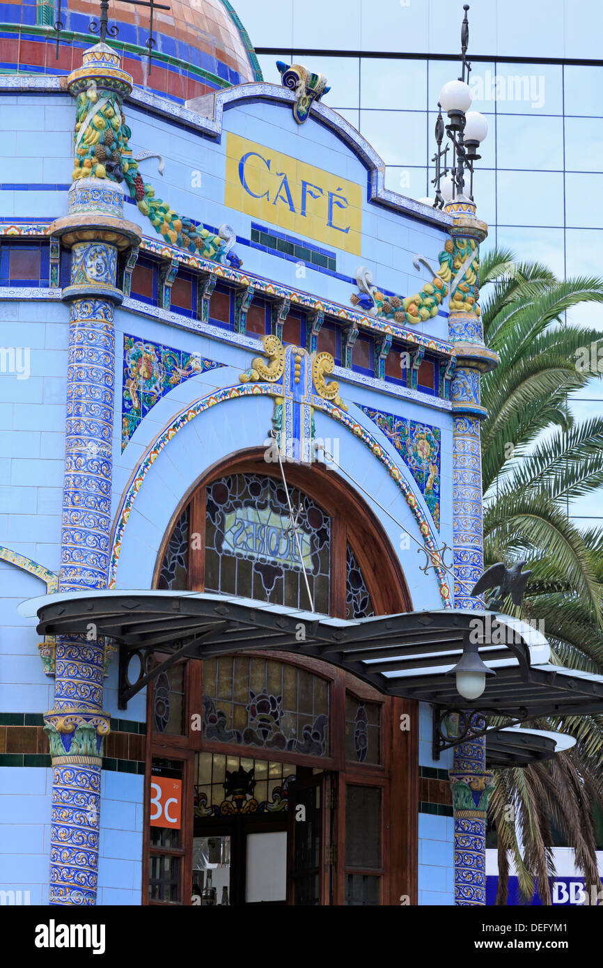 Cafe in San Telmo Parco nel quartiere di Triana, Las Palmas, Città di Gran Canaria Island, Isole Canarie, Spagna, Europa Foto Stock Cafe in San Telmo Parco nel quartiere di Triana, Las Palmas, Città di Gran Canaria Island, Isole Canarie, Spagna, Europa Foto Stock