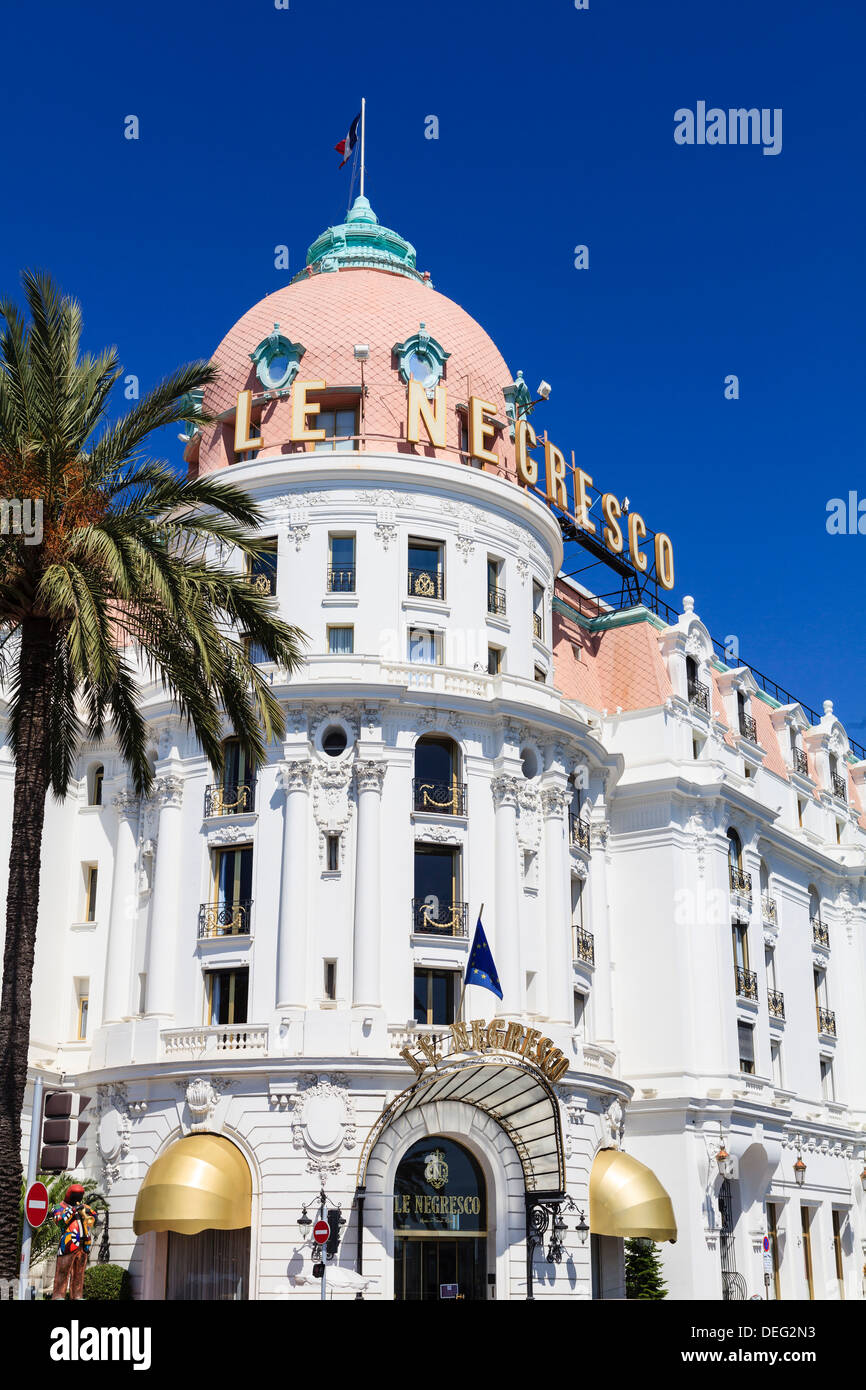 L'Hotel Negresco, Promenade des Anglais, Nizza, Alpes Maritimes, Provenza, Cote d'Azur, Costa Azzurra, Francia, Europa Foto Stock