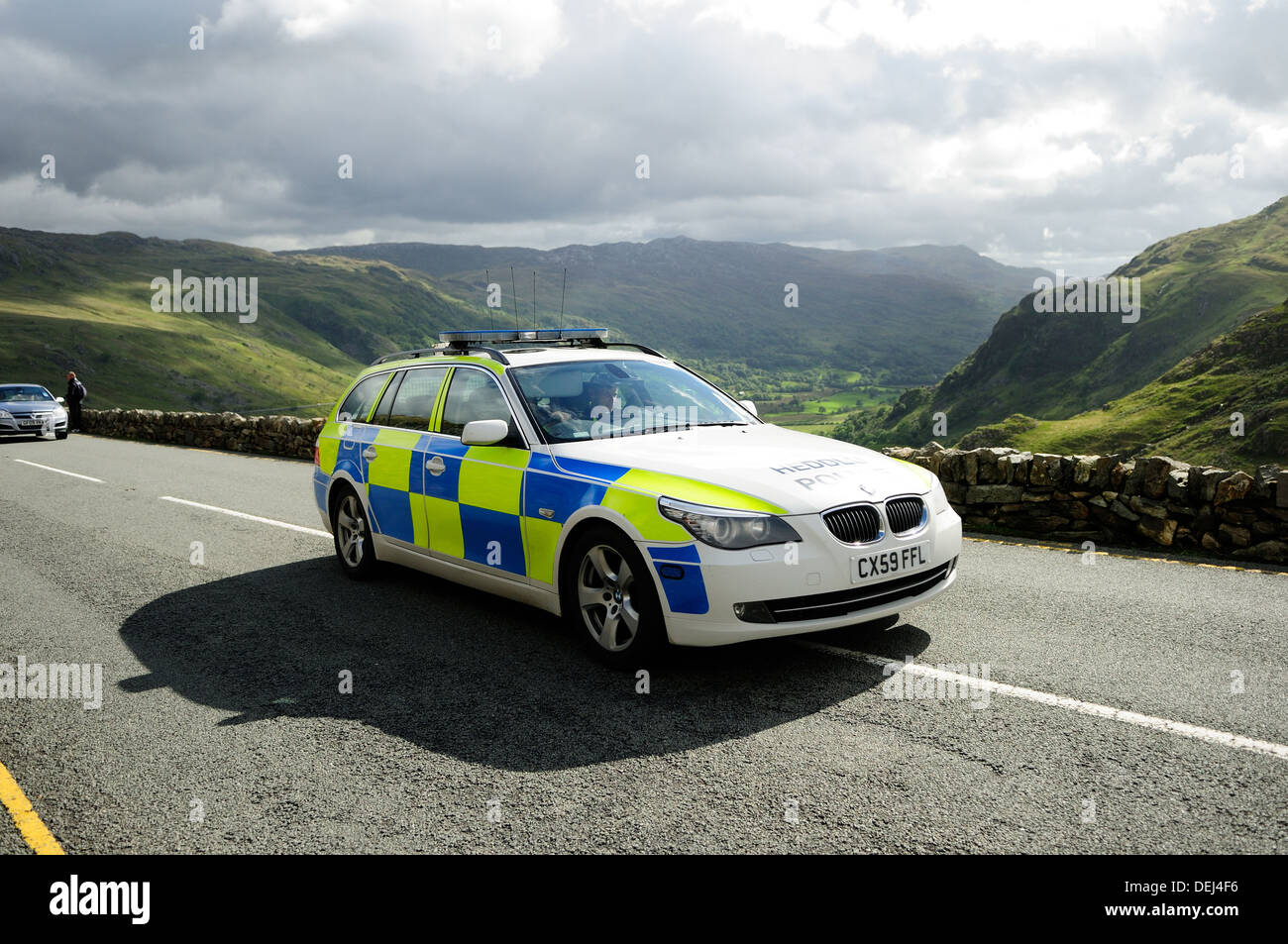 Auto della Polizia su Pen-y-Pass ,Llanberis,Galles. Foto Stock
