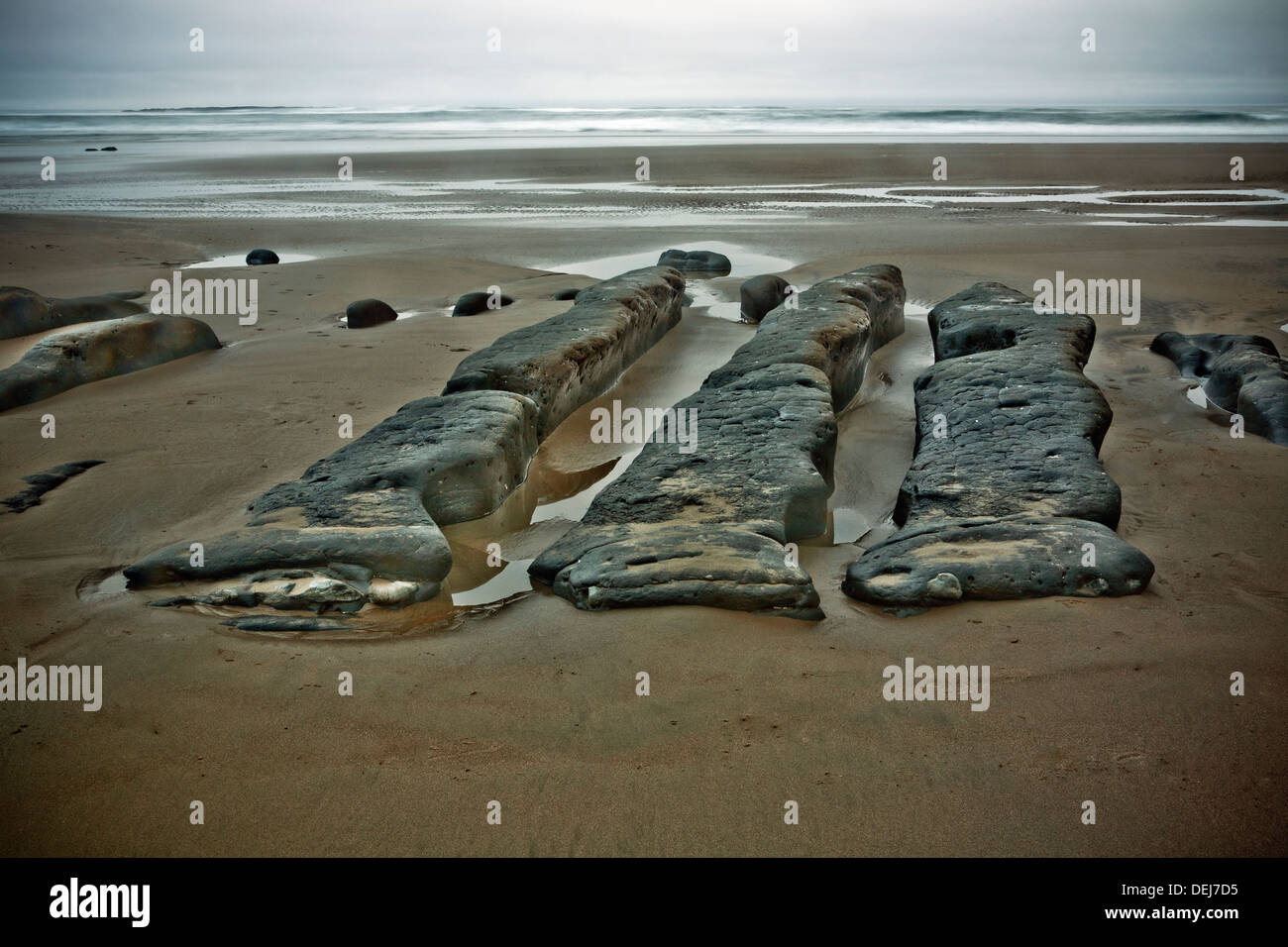 OREGON - arenaria erosa sul Beverly Beach Beverly Beach State Park vicino a Newport sulla costa dell'Oregon. Foto Stock
