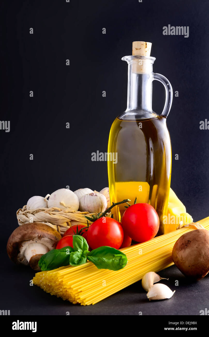 Ancora in vita con la pasta italiana ingredienti Foto Stock