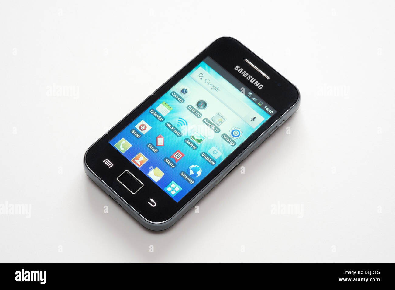 Le applicazioni sul desktop di un samsung telefono cellulare Android su sfondo bianco Foto Stock