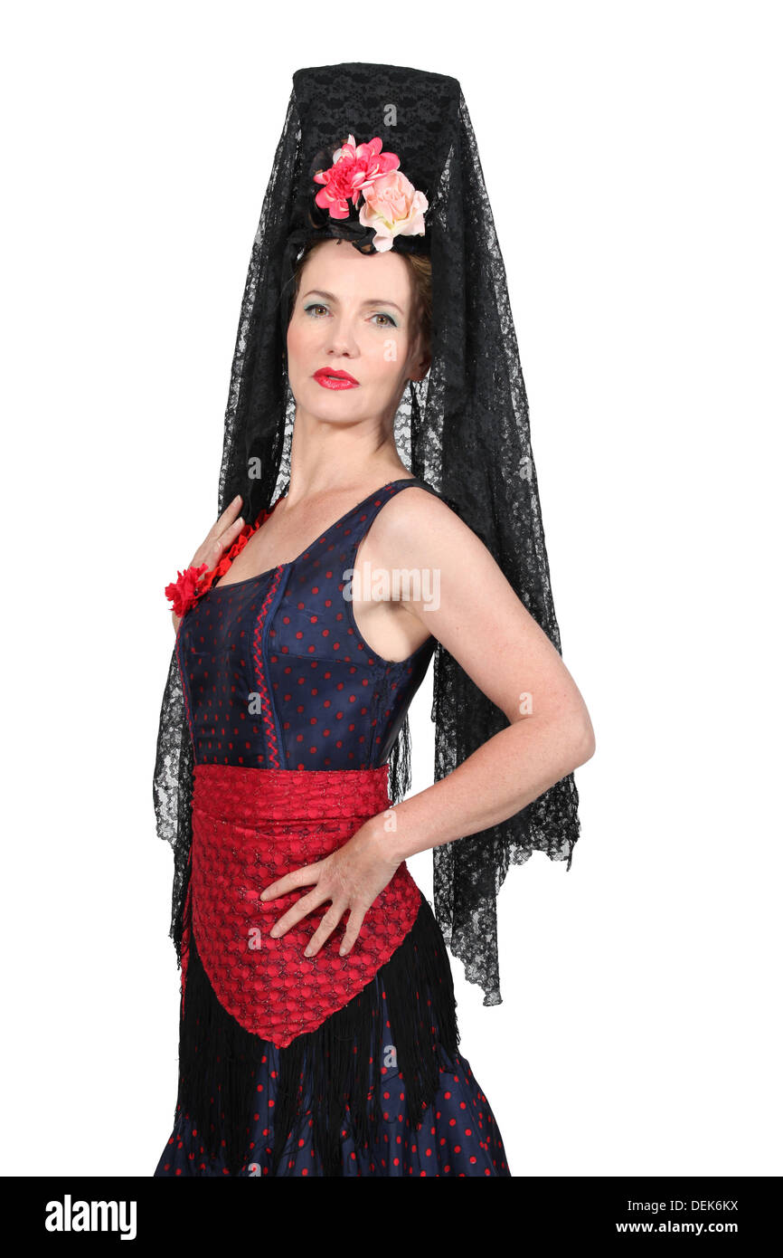 La Donna In Un Tradizionale Abito Spagnolo Foto Stock Alamy