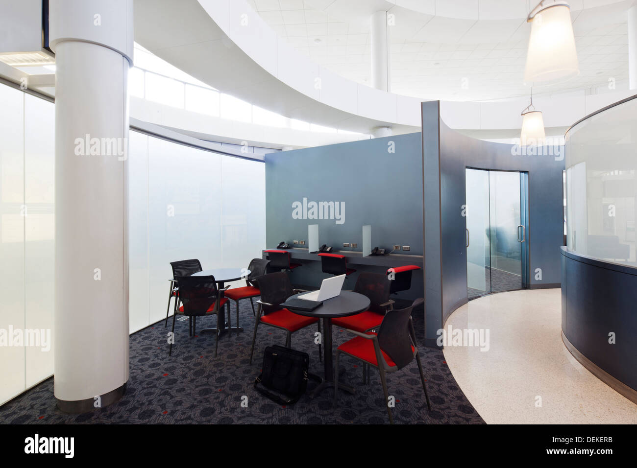 Vuoto centro business in aeroporto Foto Stock