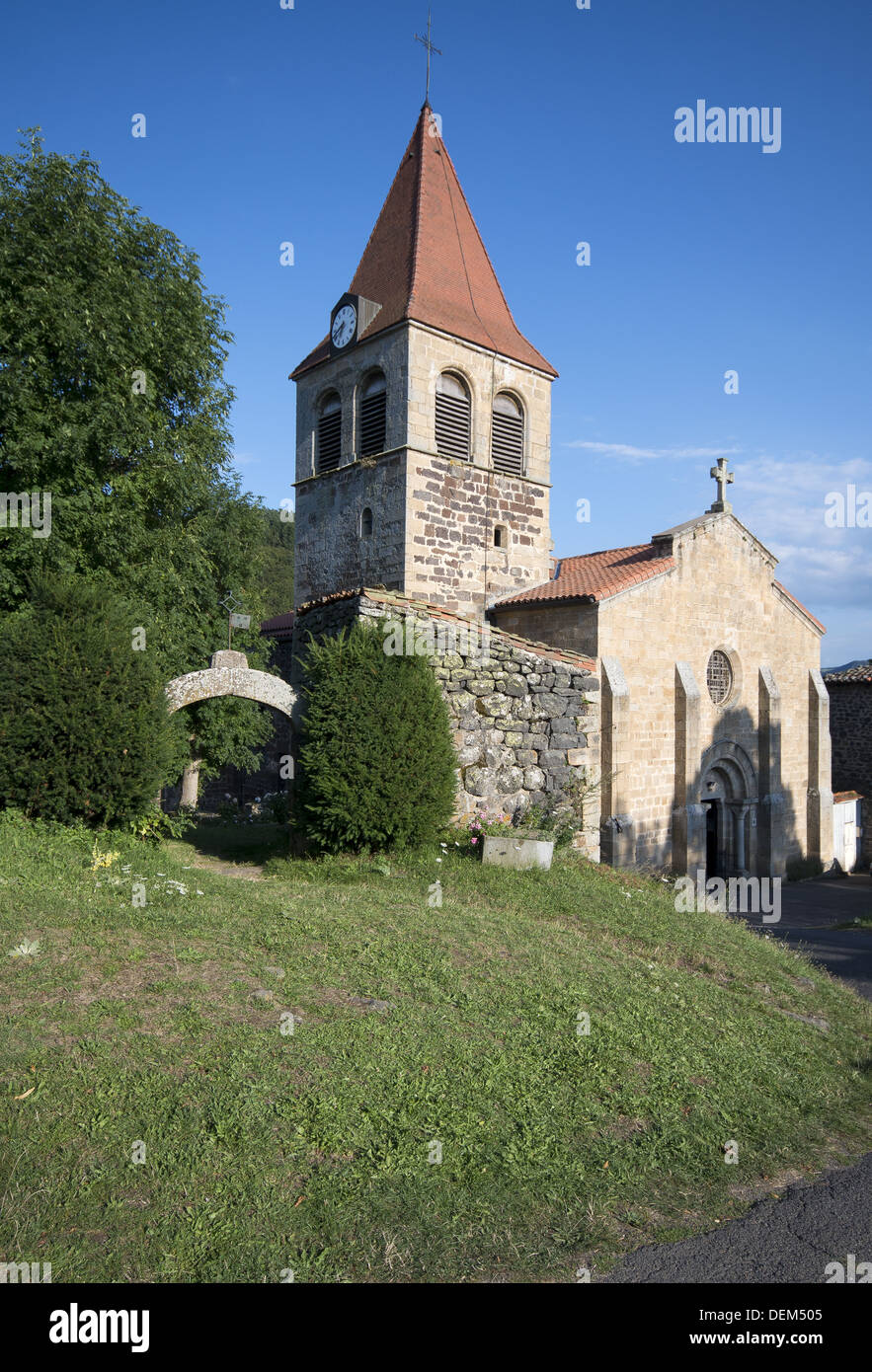 Chiesa romanica di Saint-Privat-d'Allier sulla GR65 percorso, il modo di St James, Francia Foto Stock