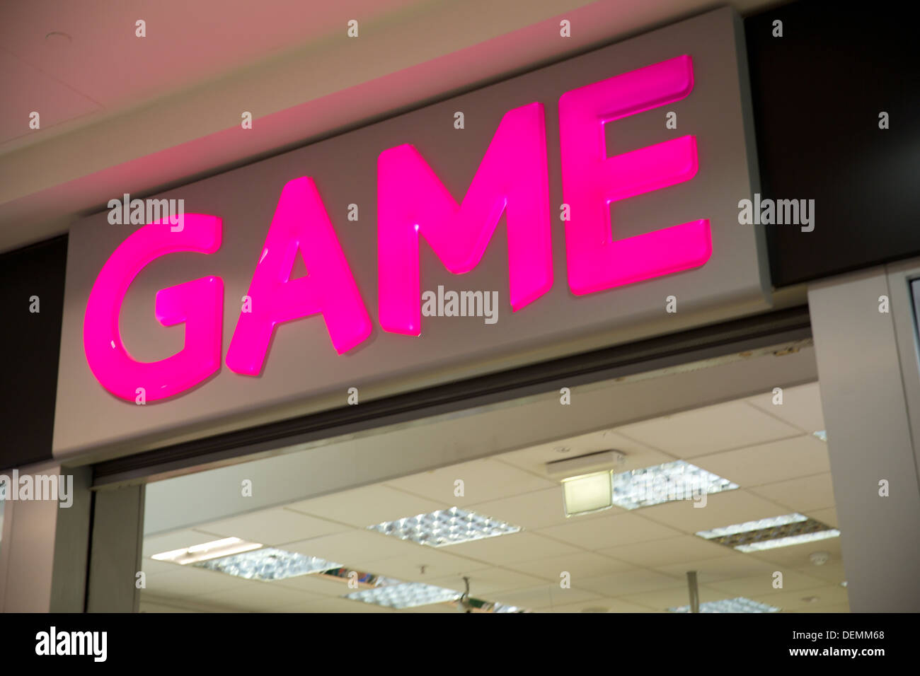 Game Store close up del segno di vendita al dettaglio Foto Stock