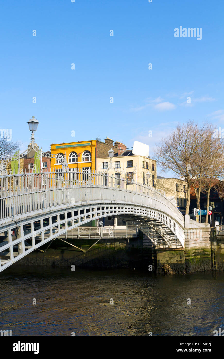 Hapenny Bridge a Dublino in Irlanda Foto Stock