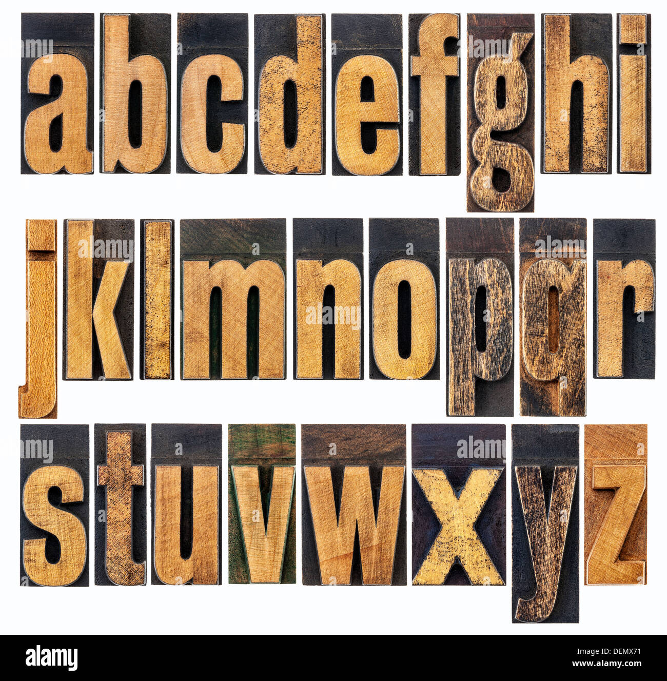 Completare l'inglese alfabeto minuscolo - un collage di 26 isolato in legno di antiquariato tipografia blocchi Foto Stock