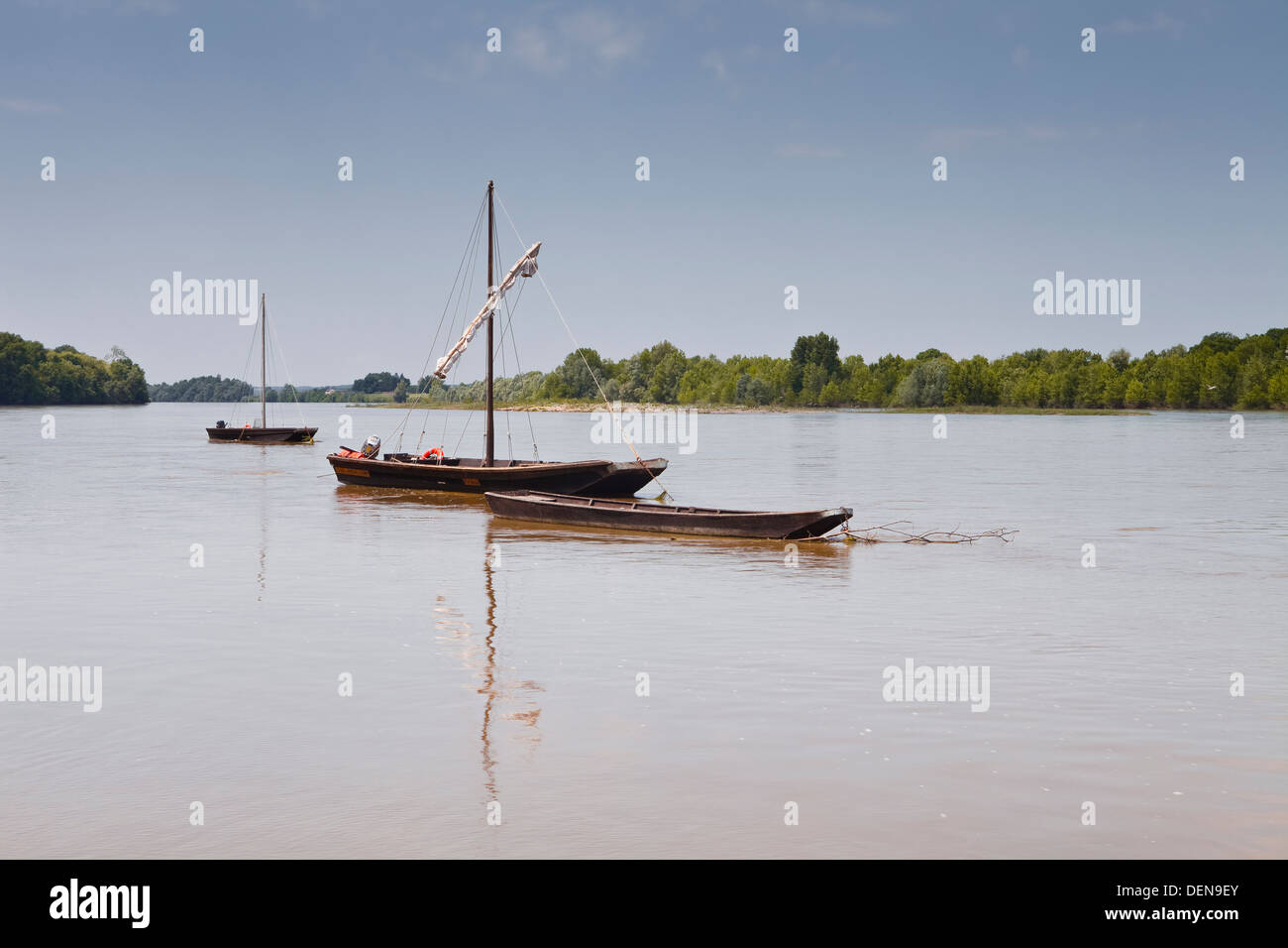 Barche tradizionali sul fiume Loira a Chaumont-sur-Loire. Foto Stock