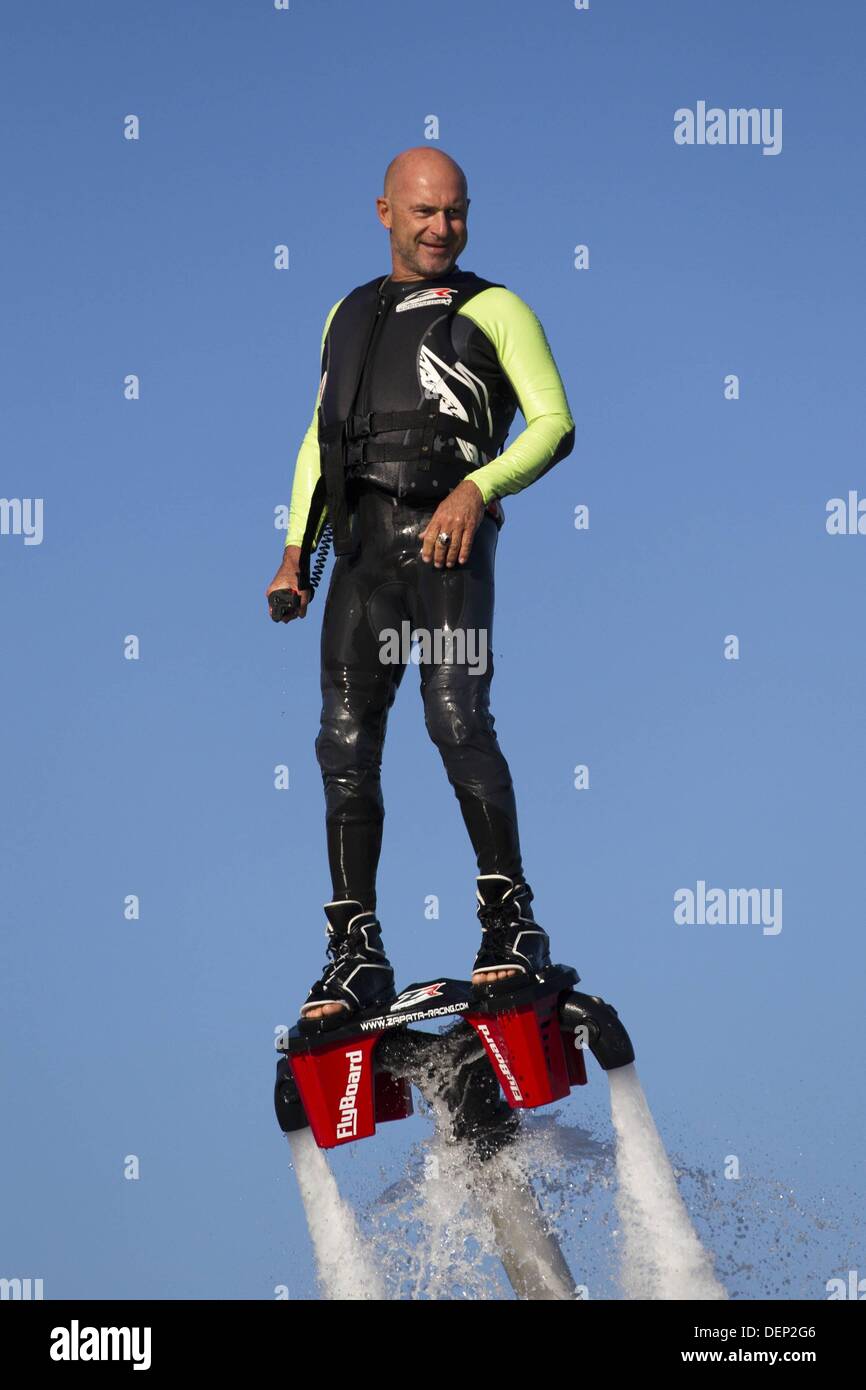 Frabce. Il 22 settembre, 2013. Dimostrazione della scheda da solista flying system in Francia. Credit: Azione Plus immagini di sport/Alamy Live News Foto Stock