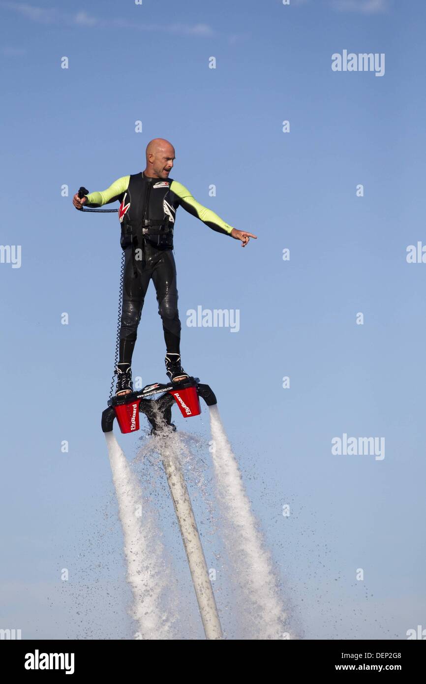 Frabce. Il 22 settembre, 2013. Dimostrazione della scheda da solista flying system in Francia. Credit: Azione Plus immagini di sport/Alamy Live News Foto Stock