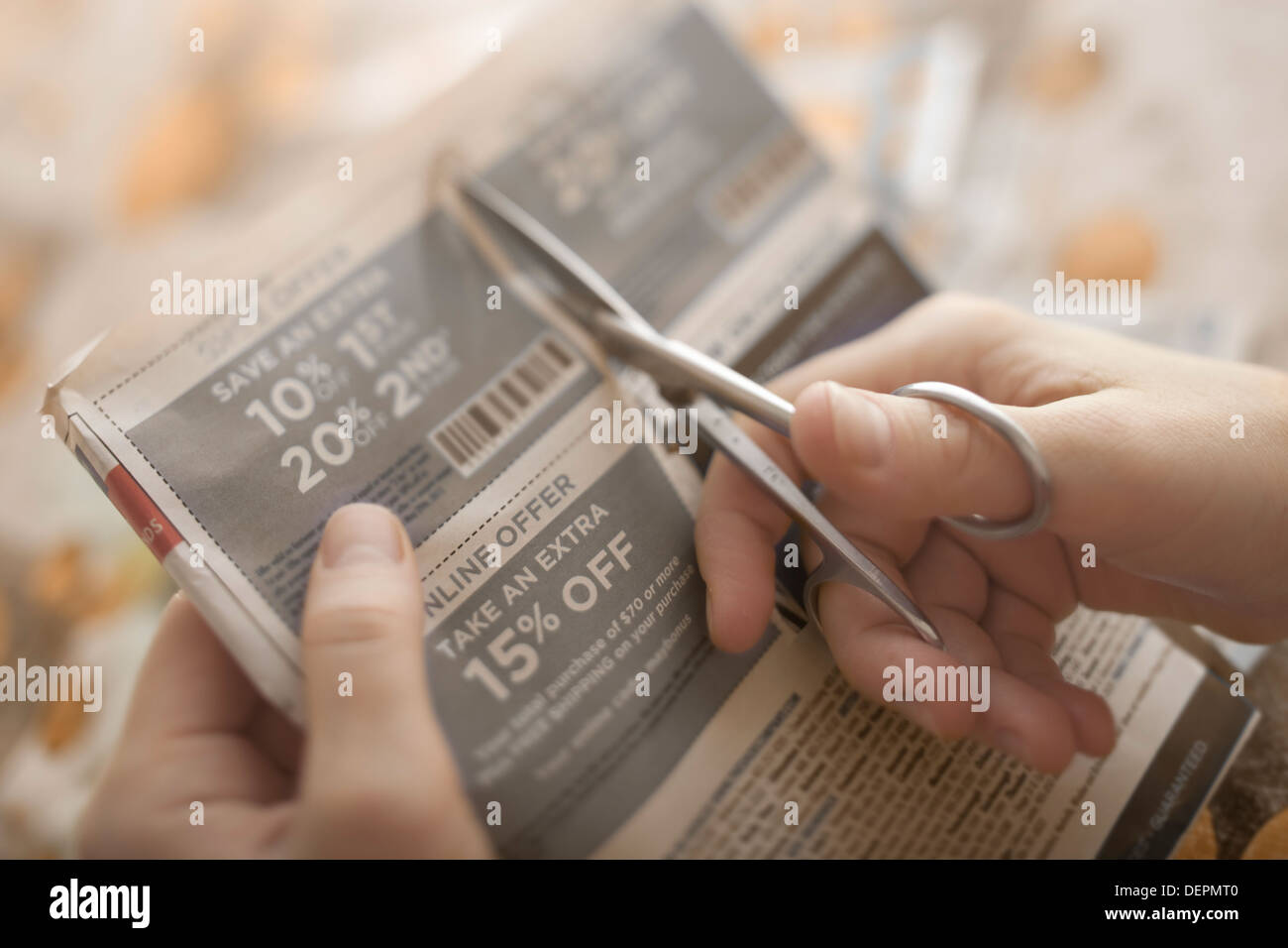 Abstract di clipping coupon di sconto inclinare di scendere in dettagli Foto Stock