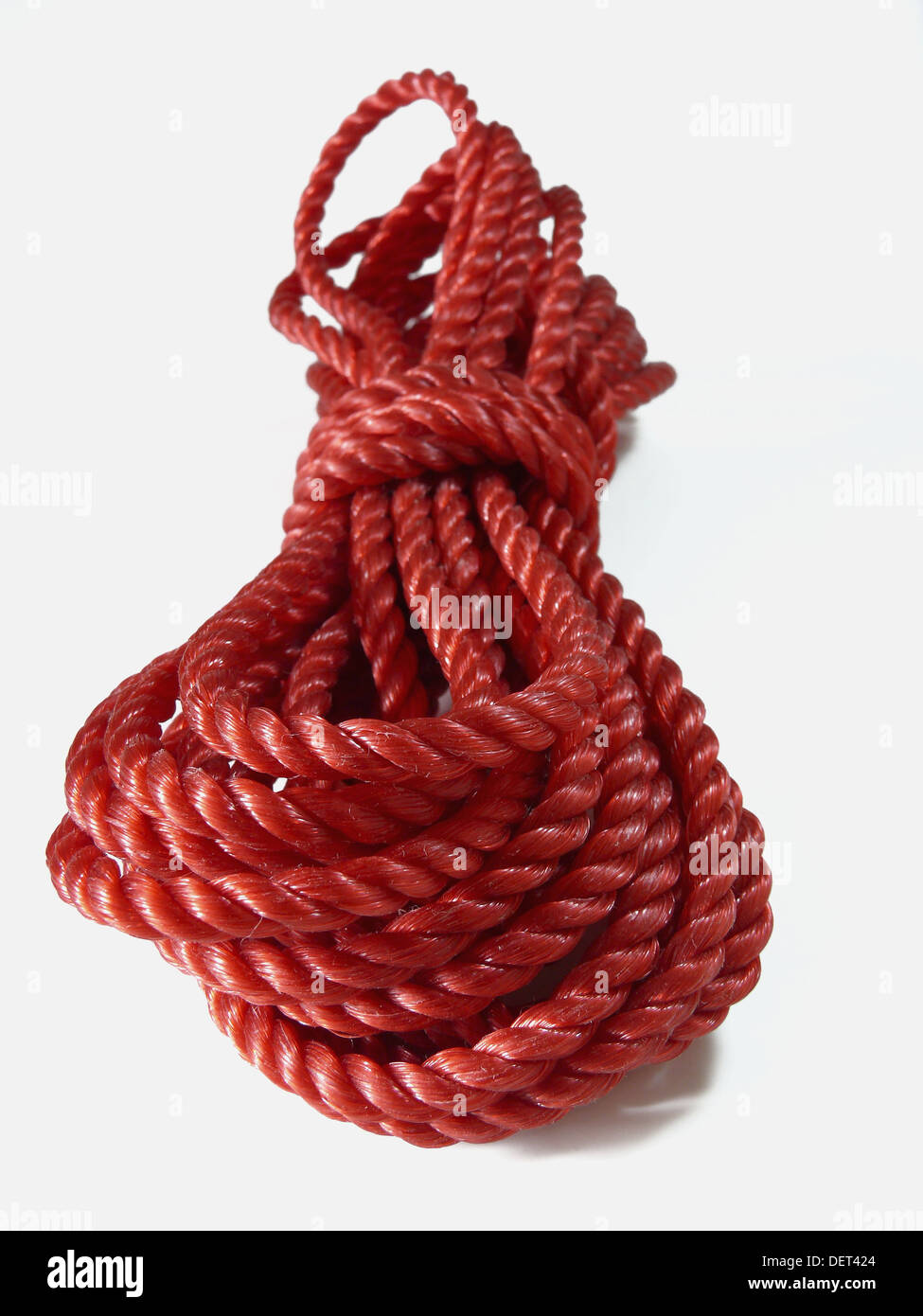 Chiudere fino a treccia in nylon rosso per servizio pesante di qualità  commerciale corda Pune, Maharashtra, India Foto stock - Alamy