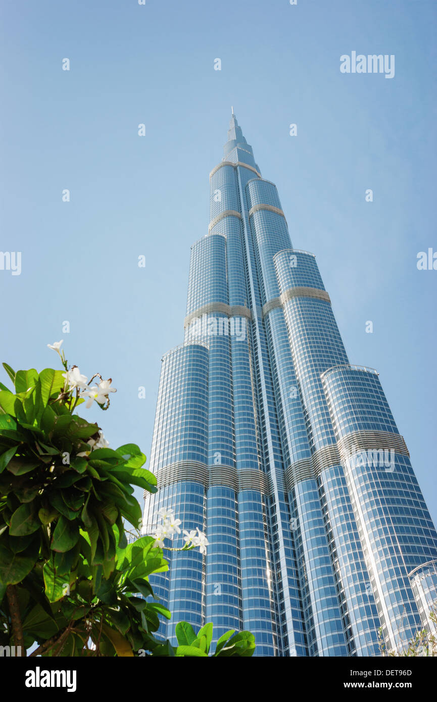 DUBAI, UAE-novembre 14: Burj Khalifa - le più alte del mondo torre a Downtown Burj Dubai il 14 novembre 2012 a Dubai, Emirati arabi uniti Foto Stock