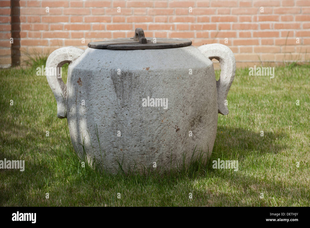 Uno dei pozzetti 600 rimanente in Venezia (Italia). Onu 600 des Puits restant à Venise (Italie). Foto Stock