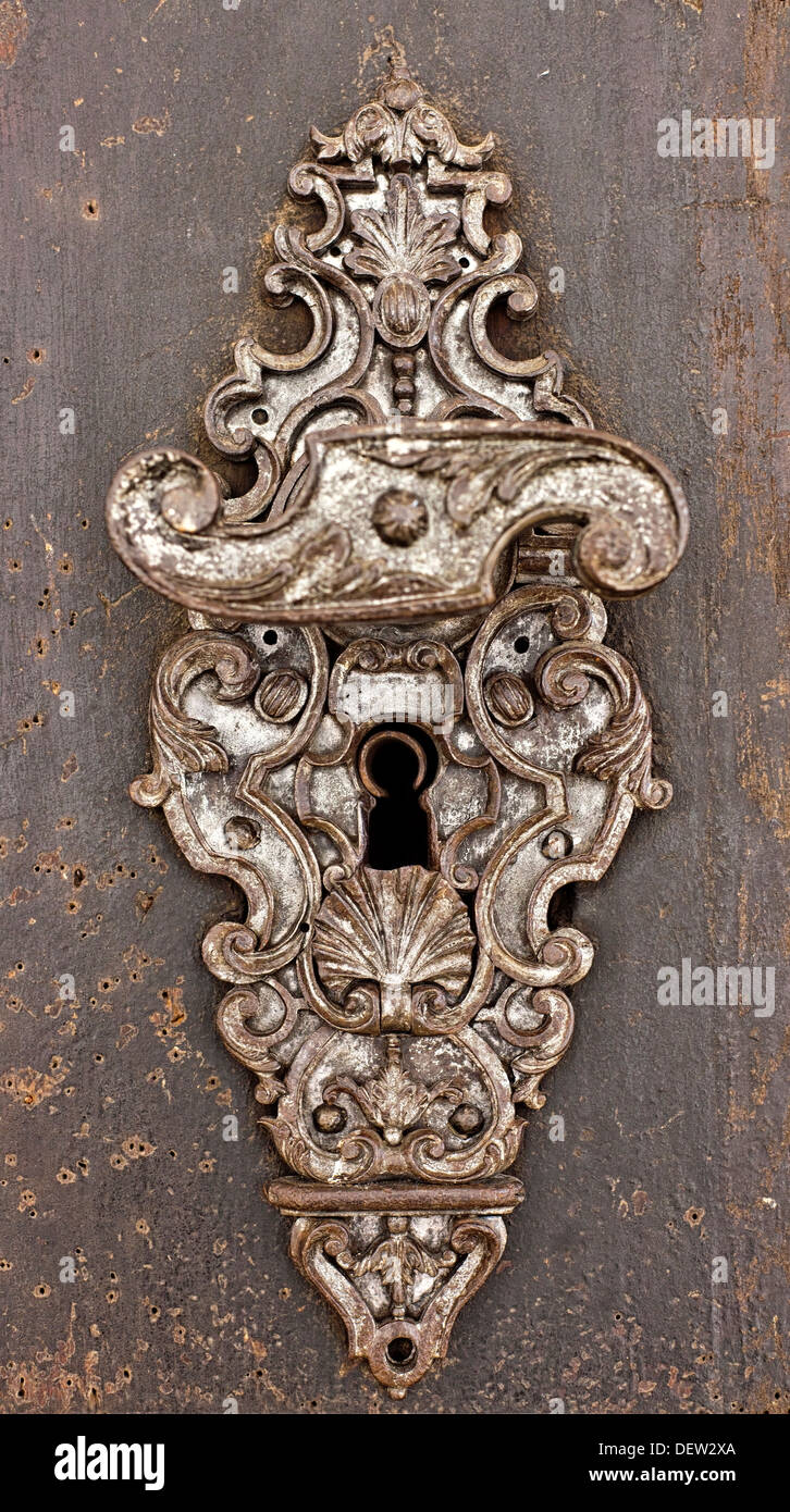 Splendide decorazioni vecchia maniglia della porta Foto Stock
