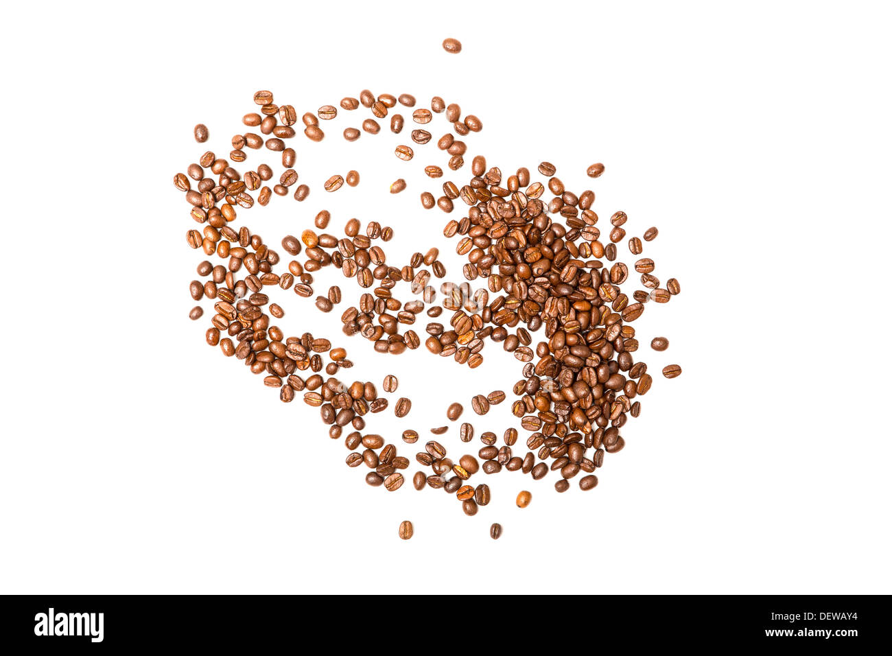 Caffè torrefatto in grani isolati su bianco. Foto Stock