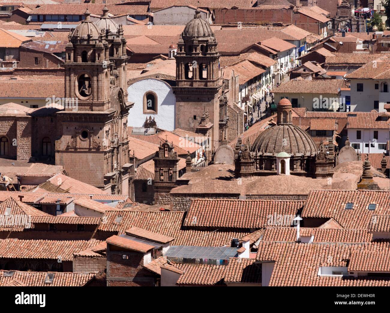 Il Perù. Città di Cusco. Panoramica e la chiesa de La Compañia e La Merced. Foto Stock