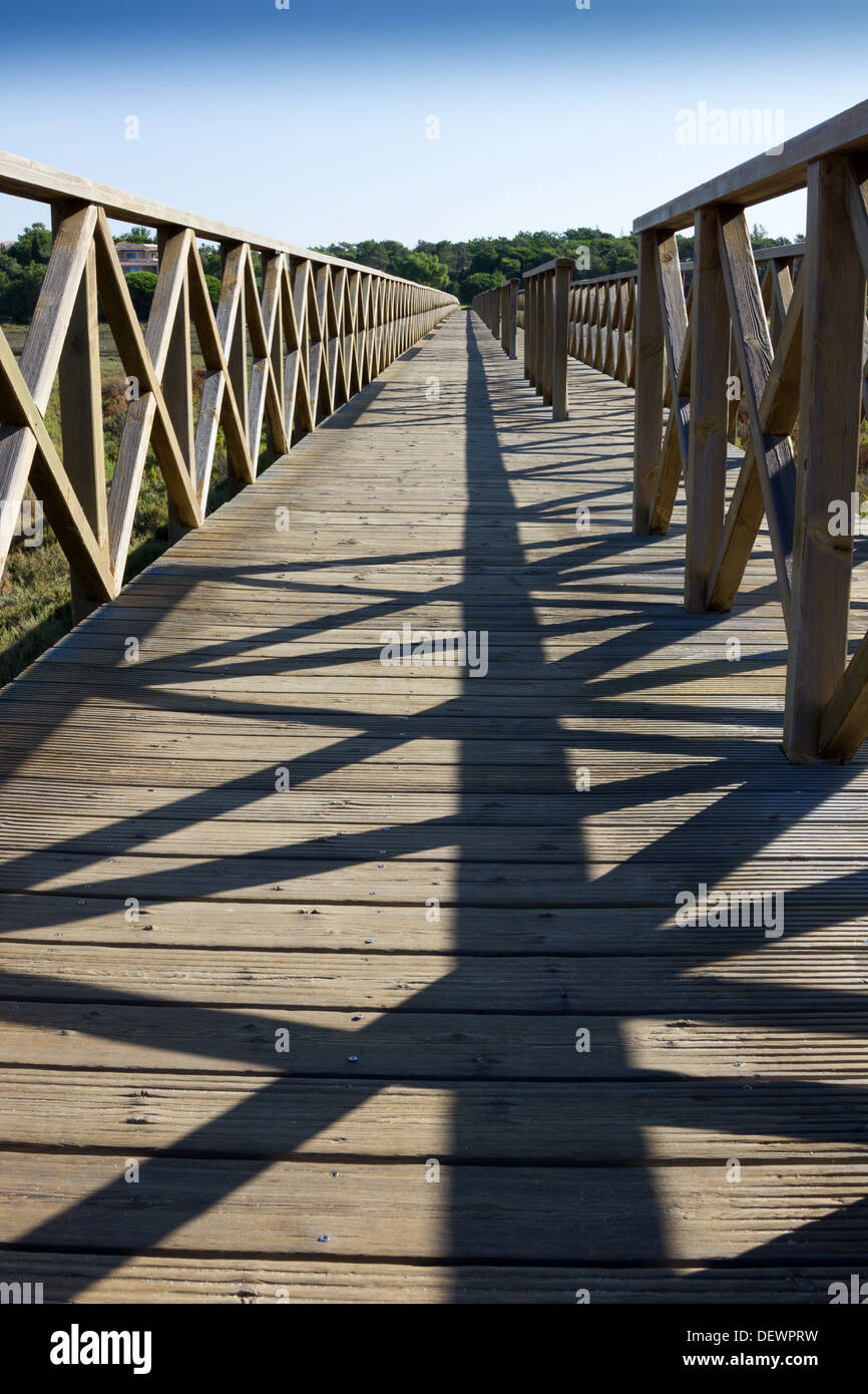 Design della passerella in legno immagini e fotografie stock ad alta ...