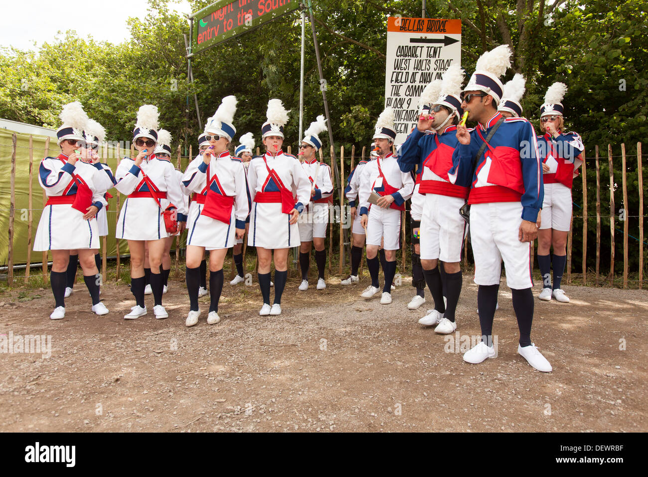 Kazoo uno strumento musicale kazoo americano isolato su sfondo bianco Foto  stock - Alamy