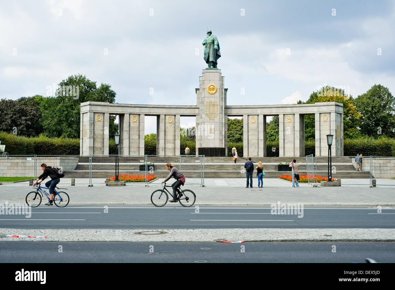 Guerra sovietica Memorial a Berlino Germania Foto Stock