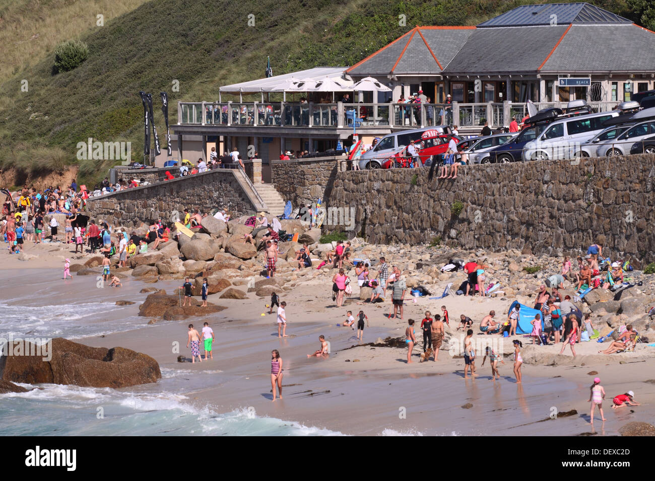 Sennen Cove Beach Cornwall Inghilterra estate in agosto Foto Stock