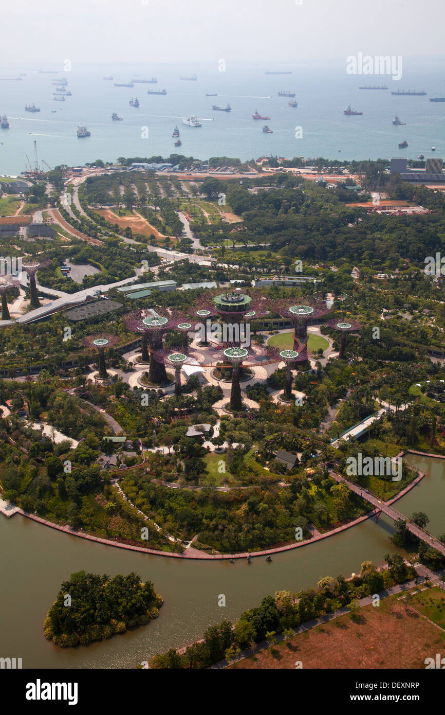 Singapore Botanic Gardens Marina Bay Sands Asia visualizza in alto al di sopra elevata fino alberi patrimonio di piante di alberi ornamento moderno design Foto Stock