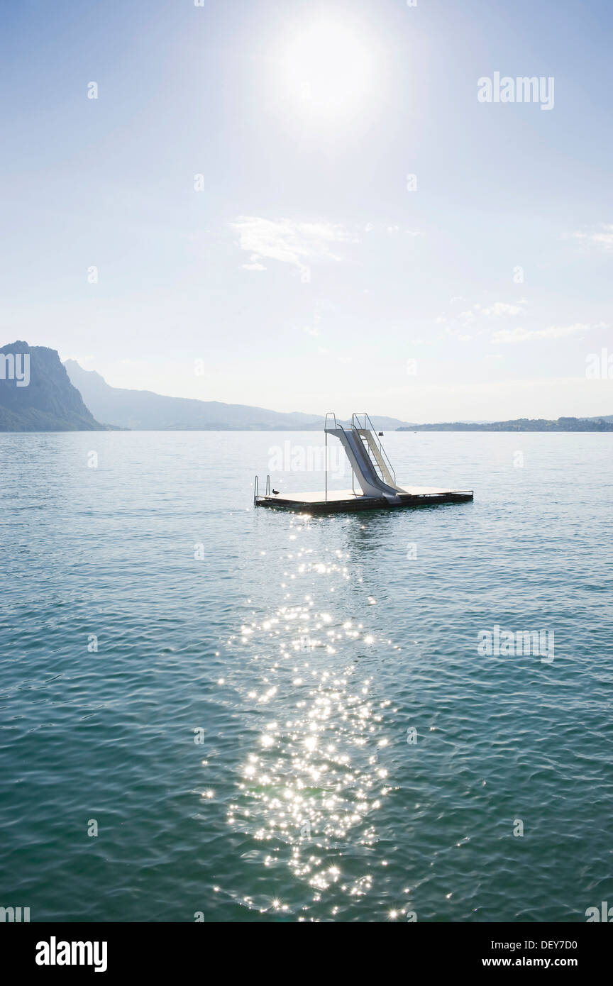Acqua scivolo, Vitznau, il Lago di Lucerna, il cantone di Lucerna, Svizzera, Europa Foto Stock