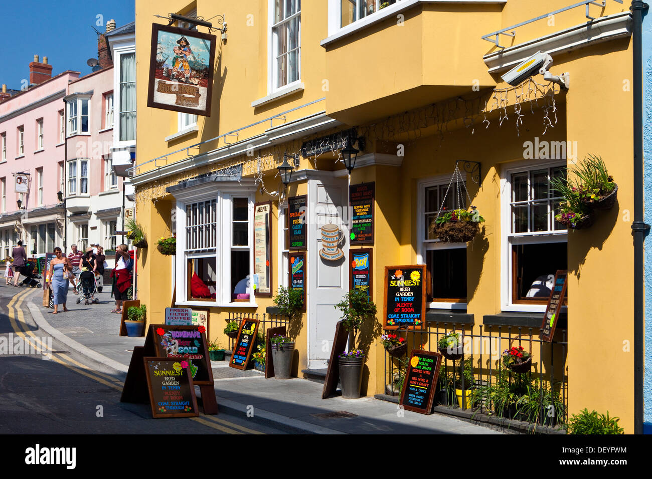 Da Buccaneer Inn, Tenby, Wales, Regno Unito Foto Stock