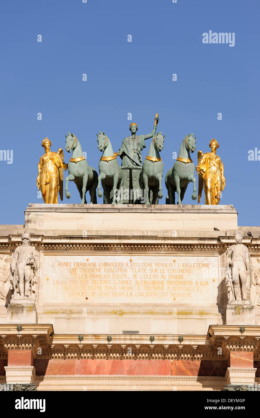 Quadriga sulla sommità del Arc de triomphe du Carrousel, Parigi, Ile-de-France, Francia Foto Stock