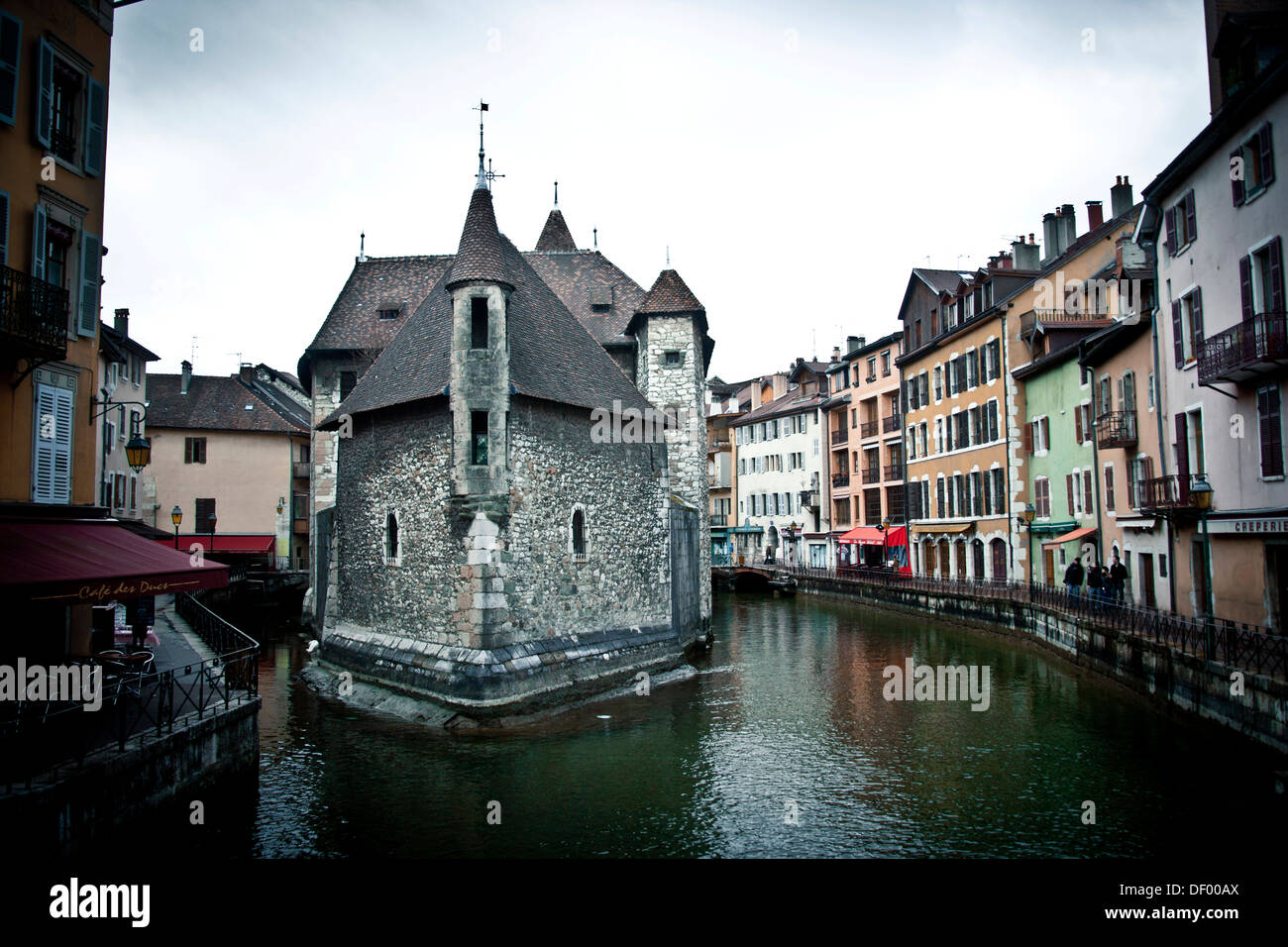 Palais de l'Isle castello nel centro del Thiou canal, Annecy, Francia, Europa Foto Stock