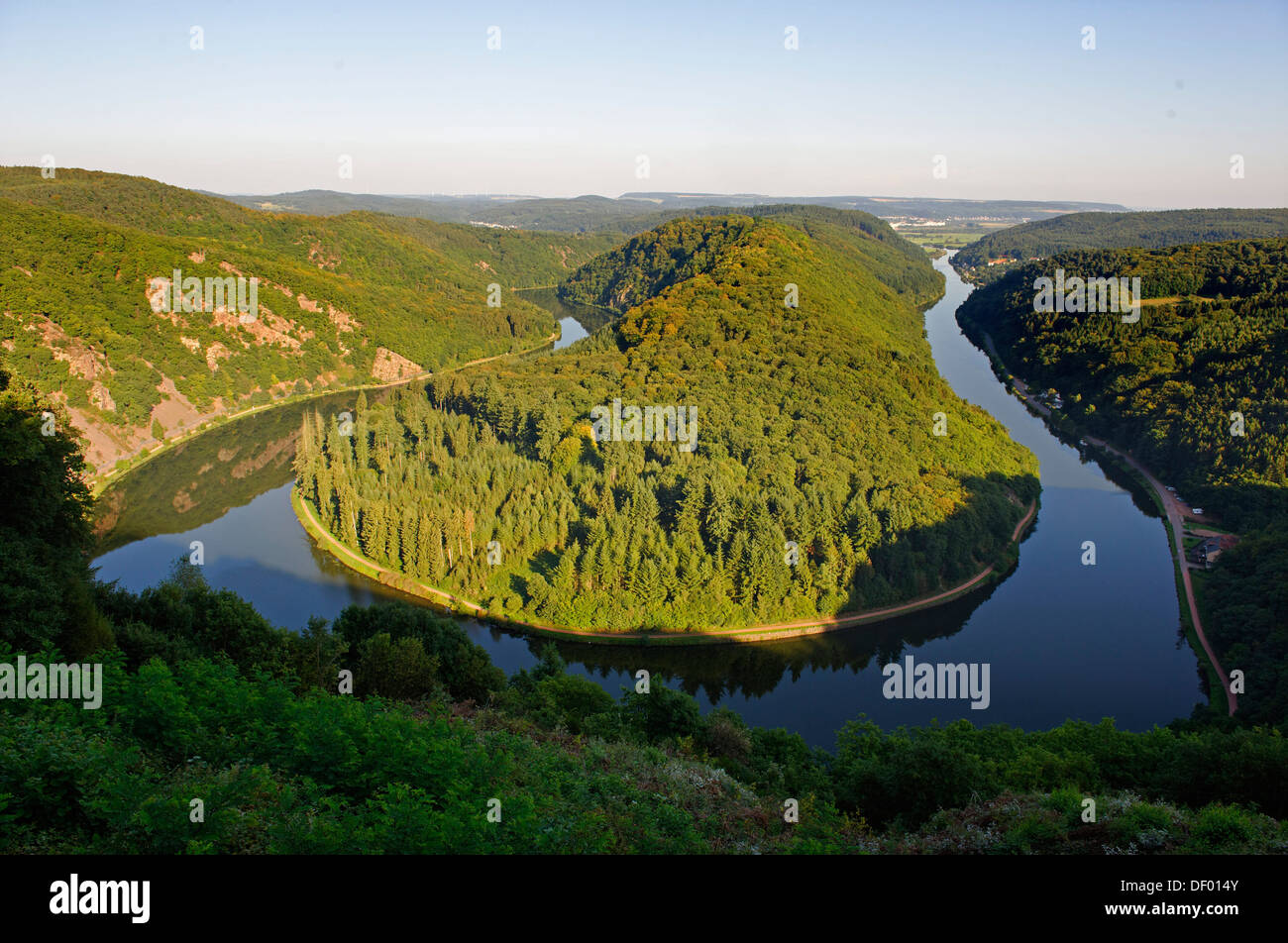 Sinuosità del fiume Saar dal punto di vista Cloef vicino Orscholz, Mettlach, Saarland Foto Stock