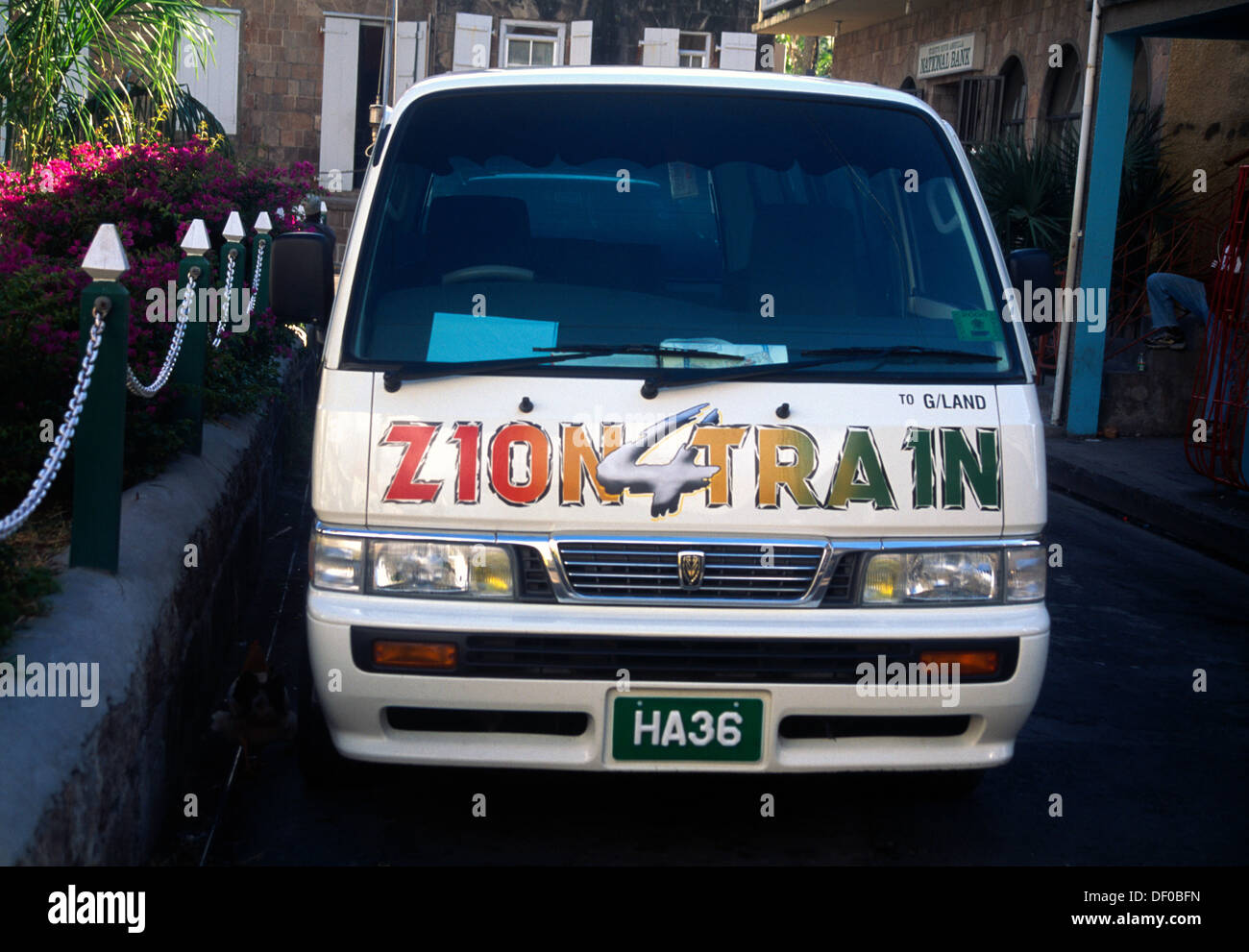 Charlestown Nevis Zion Train Minibus locale Foto Stock