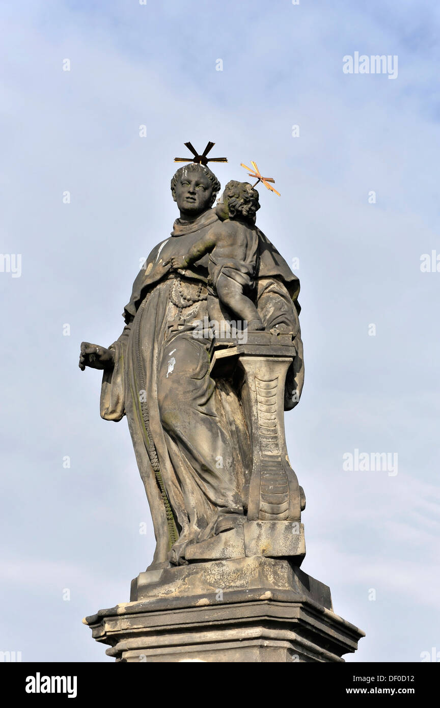 Statua di San Antonio di Padova, 1707 DA J. Mayer, Charles Bridge, Sito Patrimonio Mondiale dell'UNESCO, Praga, Hlavní město Praha Foto Stock