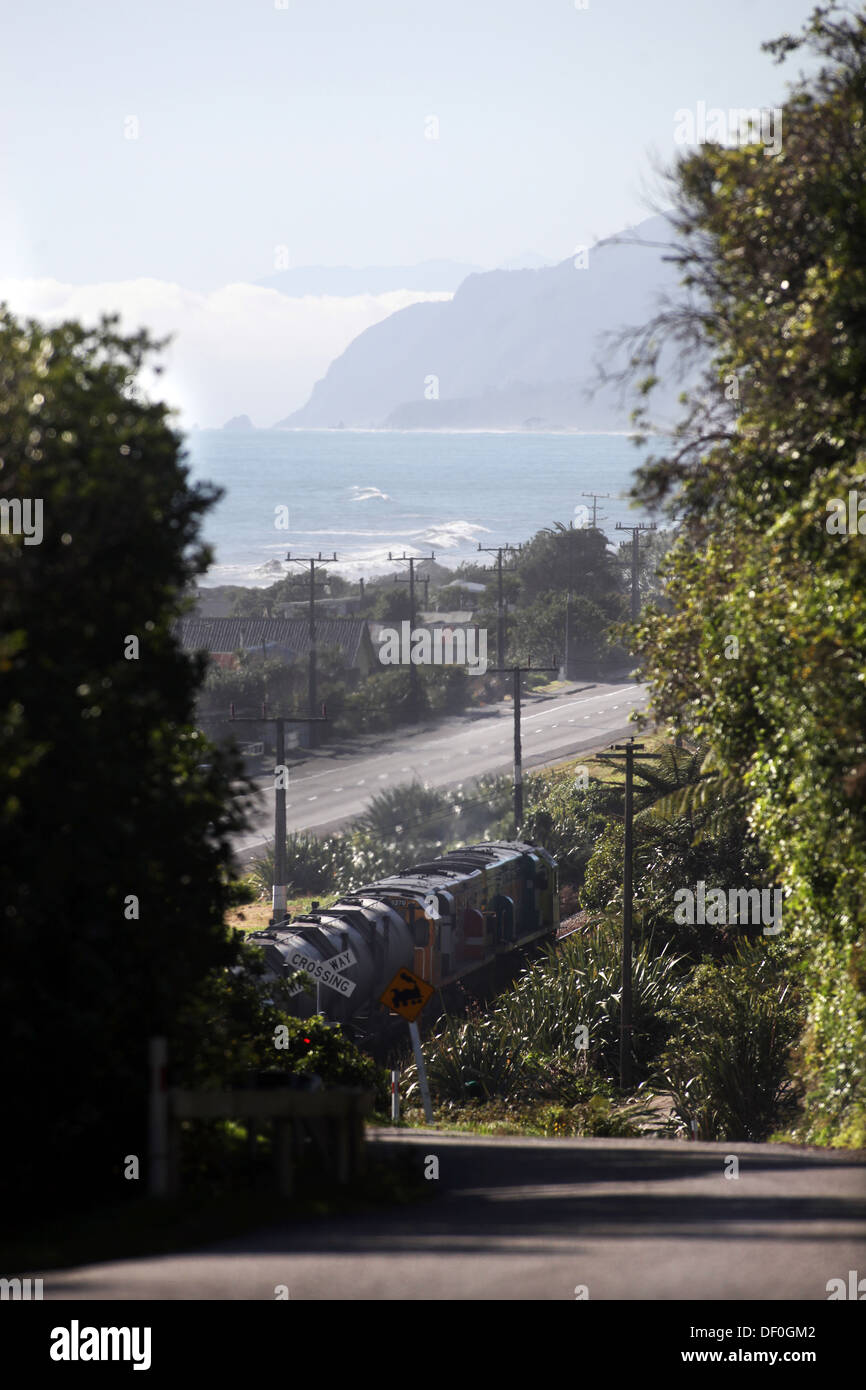 La linea ferroviaria vicino Granity, dove il Denniston miniera di carbone funziona ancora, Isola del Sud, Nuova Zelanda Foto Stock