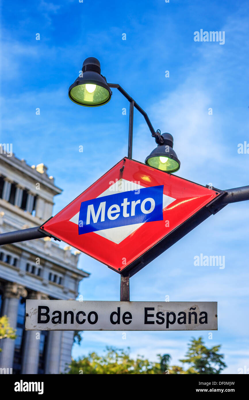 Banco de Espana Stazione della Metropolitana Sign in Madrid Spagna Foto Stock
