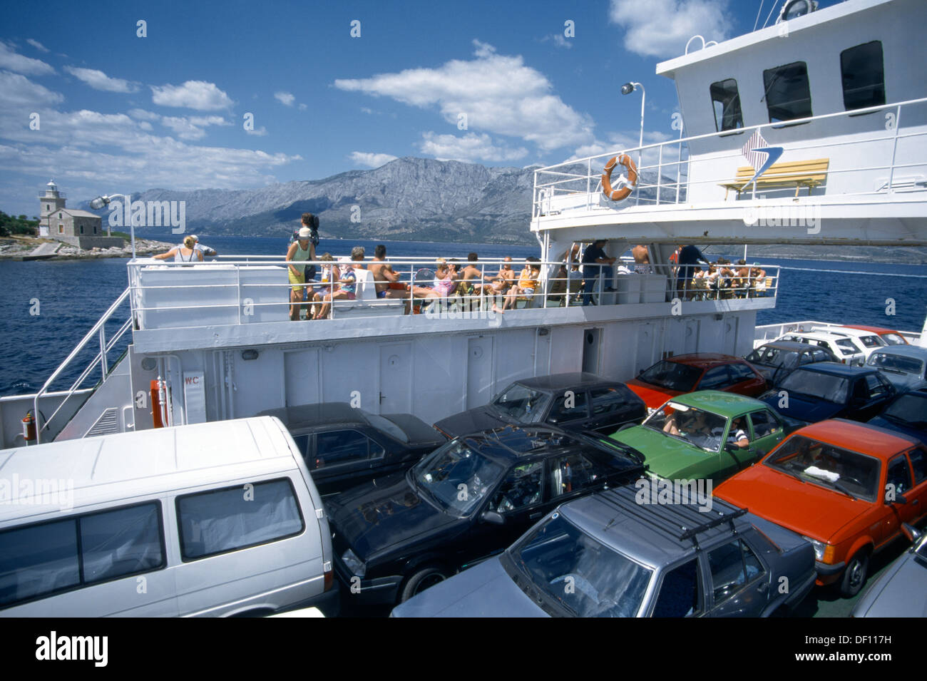 Isola di Hvar Croazia traghetto per auto terraferma Foto stock - Alamy