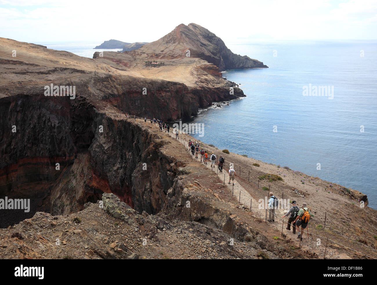 Madera, il cappuccio Ponta de Sao Lourenco, paesaggio all'estremità orientale dell'isola, gli escursionisti Foto Stock